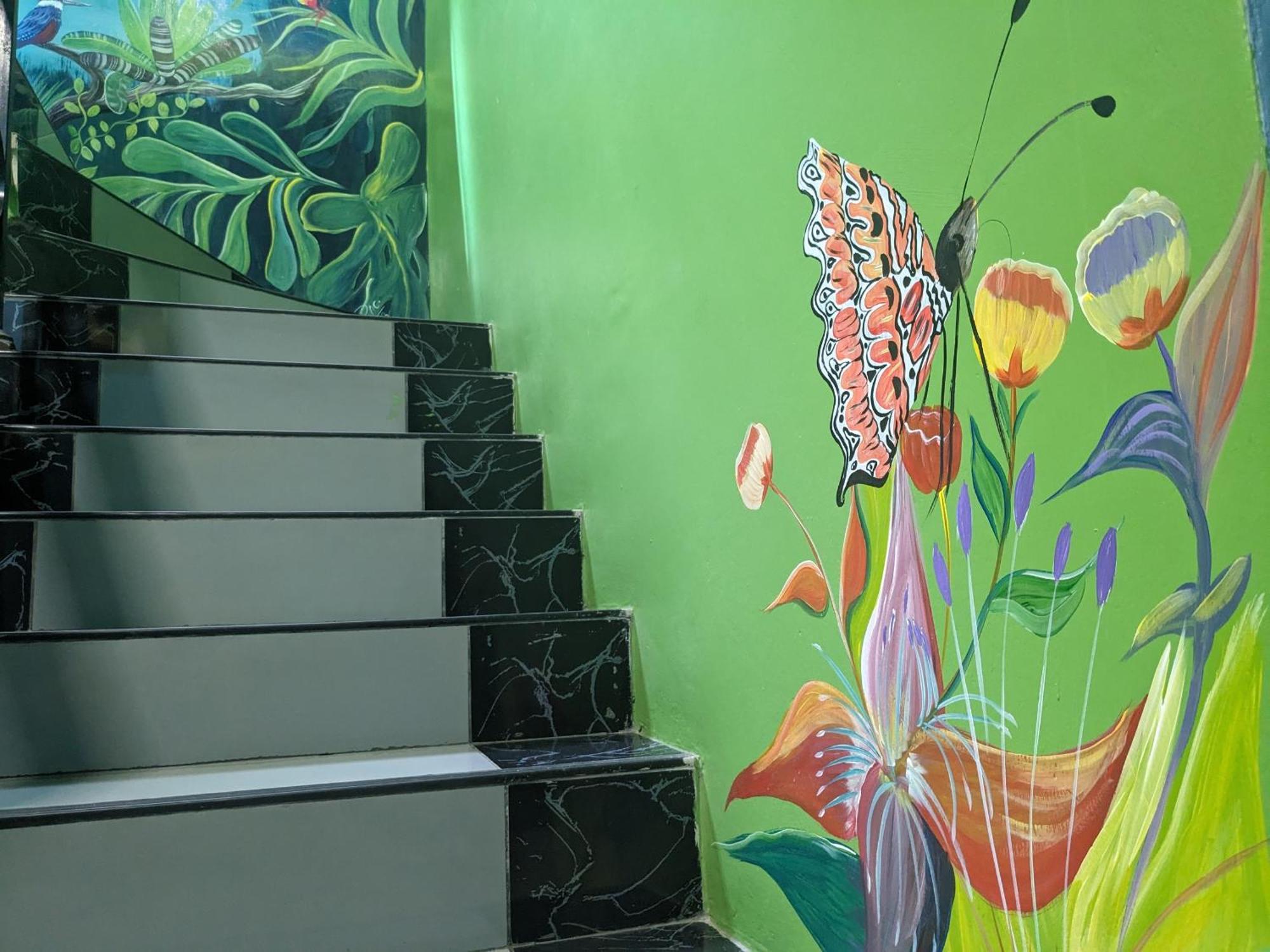 Amazon Dream Hostel With Ac And Starlink إكيتوس المظهر الخارجي الصورة