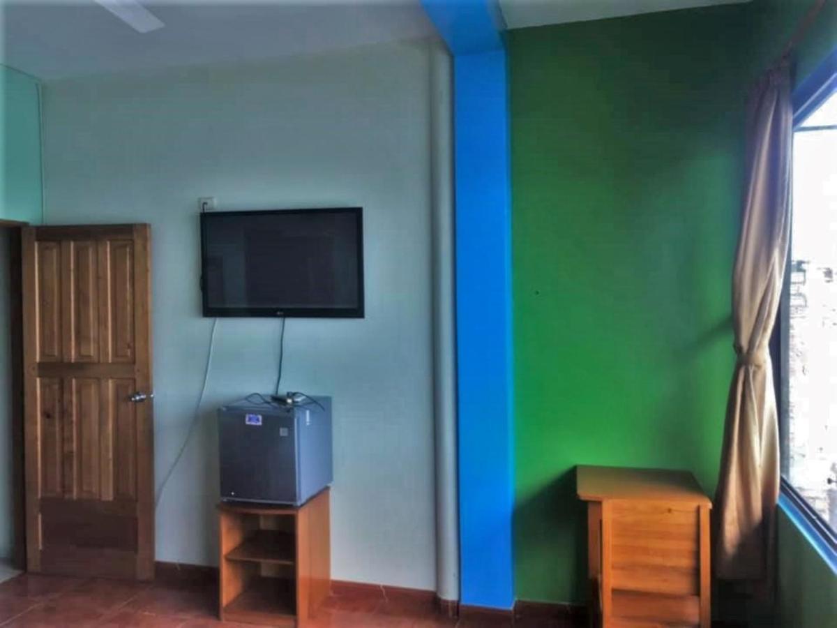 Amazon Dream Hostel With Ac And Starlink إكيتوس المظهر الخارجي الصورة